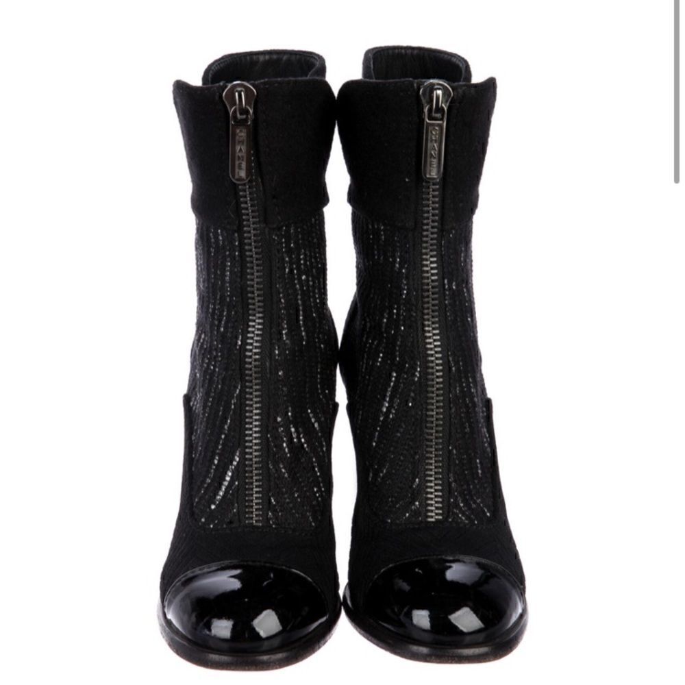 CHANEL Interlocking CC Logo Booties |38.5 EU| - Picture 11 of 14